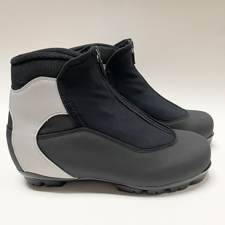 Sepatu Ski Kombinasi Olahraga